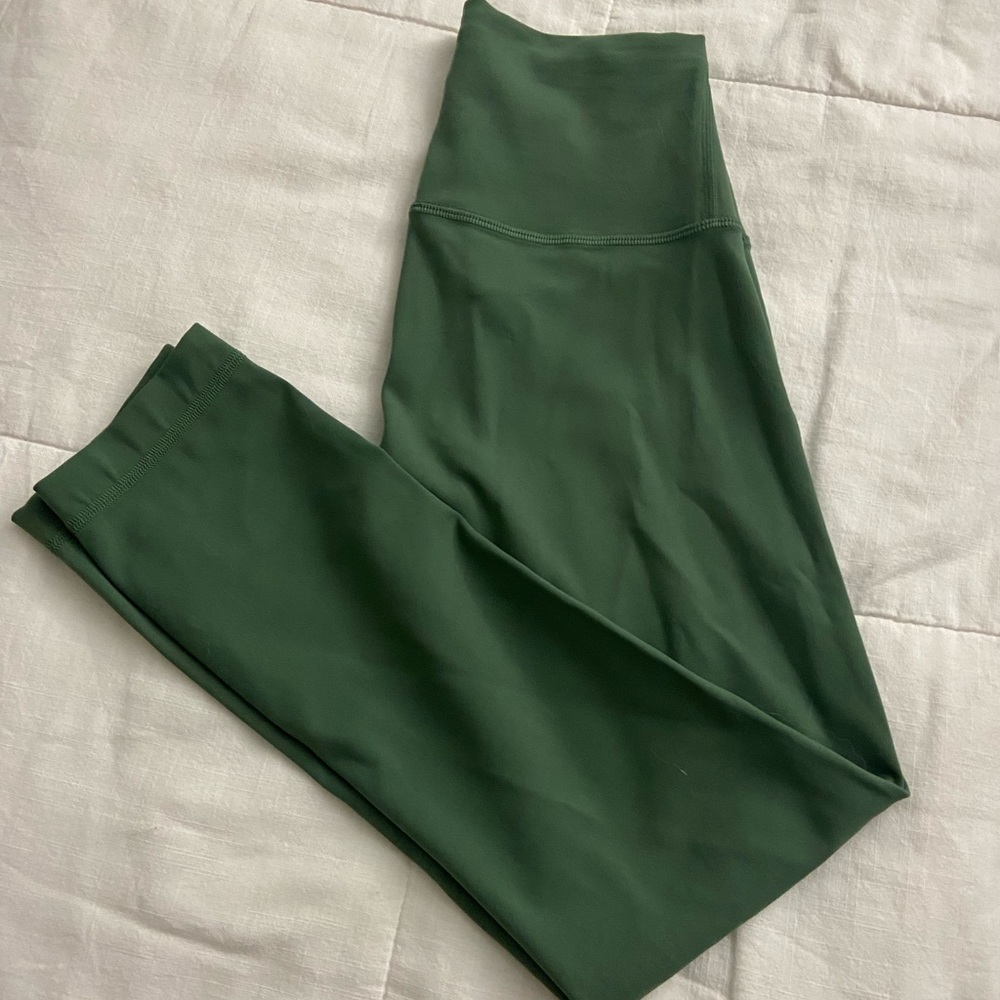 Lululemon Wunder Under leggings 7/8